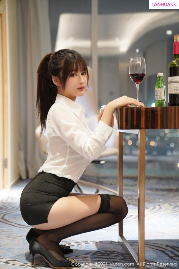 萌奈子  [XiuRen]高清写真图 2021.03.04 No.3164 萌奈子第41张图片